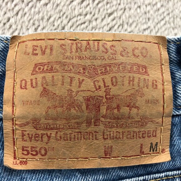 Levis Women's 550 Jeans Size 16 Relaxed Fit Vintage from Aug 2022 - Picture 11 of 13